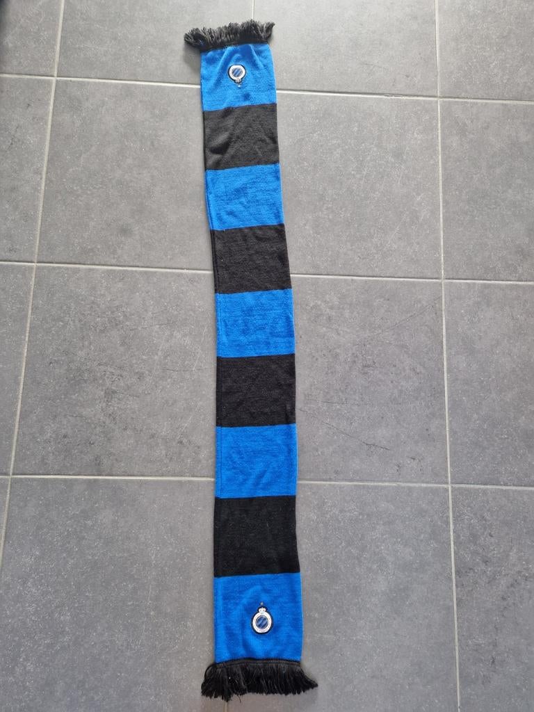 sjaal Club Brugge blokstrepen zwart-blauw, Ophalen, Gedragen