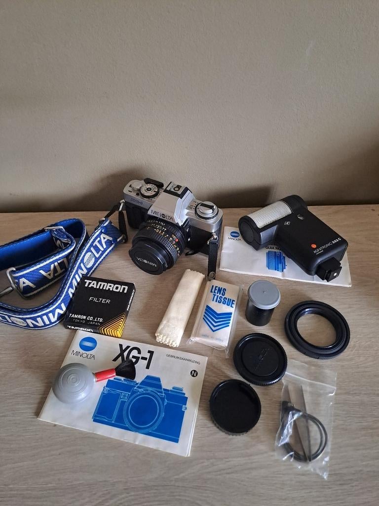 Fotocamera Minolta XG-1 + flits, accessoires en tas Kipling, Audio, Tv en Foto, Fotocamera's Analoog, Ophalen, Minolta