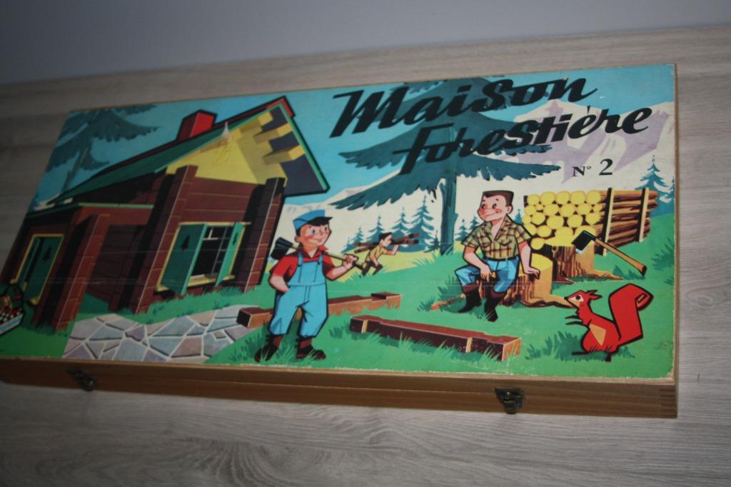 Houten bouwdoos nr 2 Maison Forestière , zeer mooi , 50x23x6, Enlèvement ou Envoi, Utilisé, Autres types