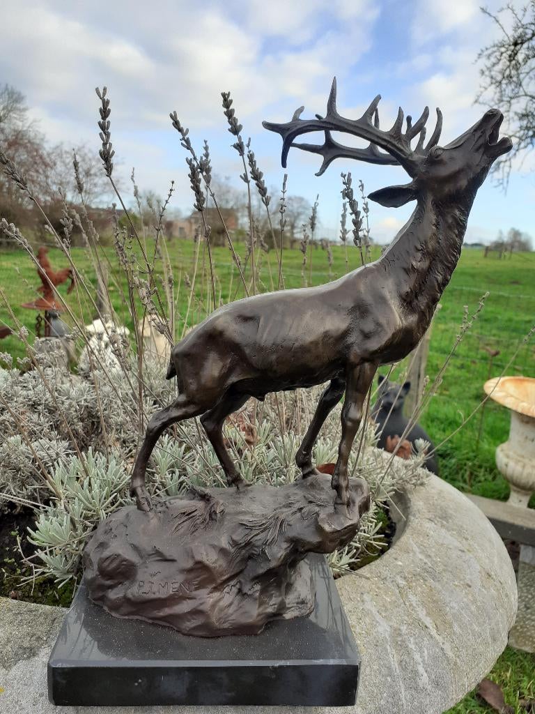 LE BRAME DU CERF(bronze signé sur socle marbre), Antiek en Kunst, Antiek | Brons en Koper, Ophalen of Verzenden, Brons