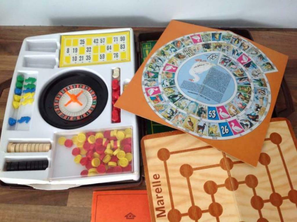 Gezelschapsspel Paardje ganze bingo dammenspel, Hobby en Vrije tijd, Gezelschapsspellen | Overige, Vijf spelers of meer, Ophalen of Verzenden