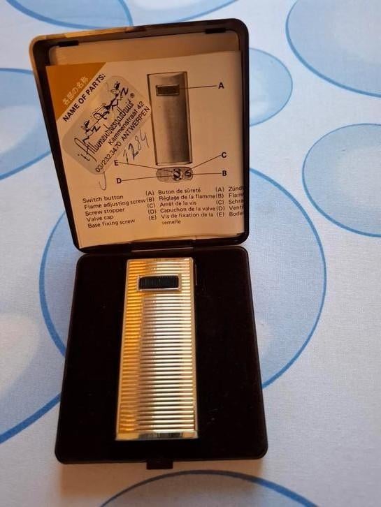 Briquet à gaz en métal doré avec coffret, Ophalen of Verzenden, Zo goed als nieuw, Aansteker