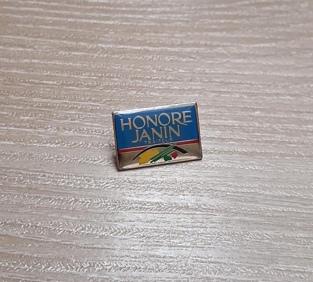 PIN - HONORE JANIN - TRAITEUR, Envoi, Utilisé, Autres sujets/thèmes, Insigne ou Pin's