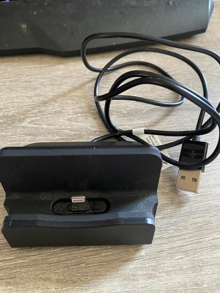 Staande iPhone lader, Télécoms, Téléphonie mobile | Batteries, Enlèvement, Comme neuf, Apple iPhone