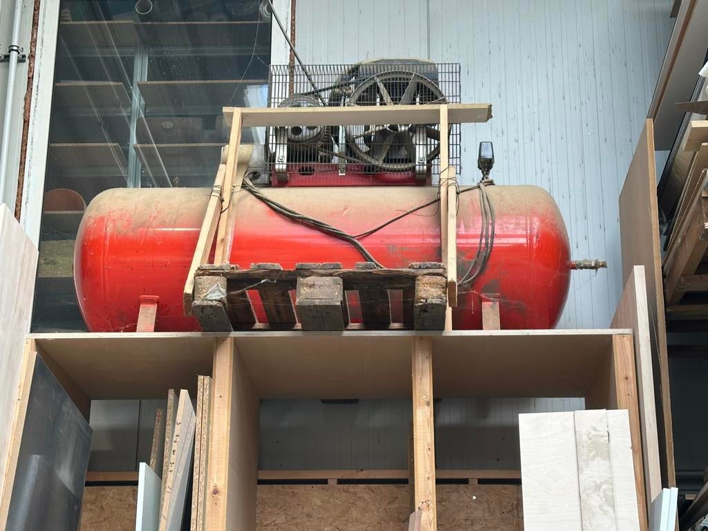 Compressor fini vat 500 l, Doe-het-zelf en Bouw, Compressors, 100 liter of meer, Ophalen, Gebruikt