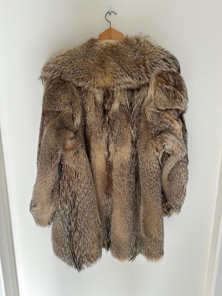 Bontmantel - wolf, Kleding | Dames, Ophalen, Gedragen, Maat 38/40 (M), Beige