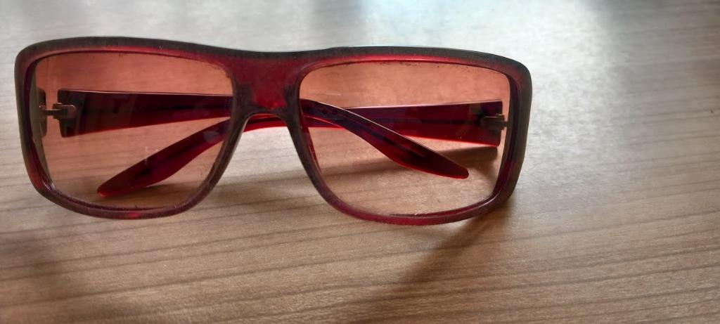 Lunettes de soleil Armani pour femmes. Neuves.Dans leur boît, Neuf, Autres marques, Enlèvement ou Envoi, Autres couleurs
