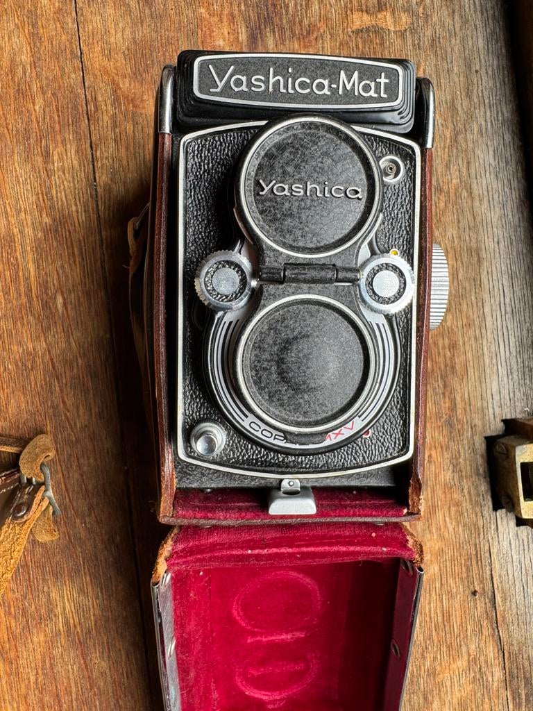 Yashica Mat, Verzenden, Gebruikt