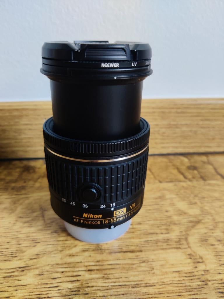 Nikkor AF-P 18-55mm VR F3.5-5.6 incl filters en zonnekap, Enlèvement ou Envoi, Comme neuf