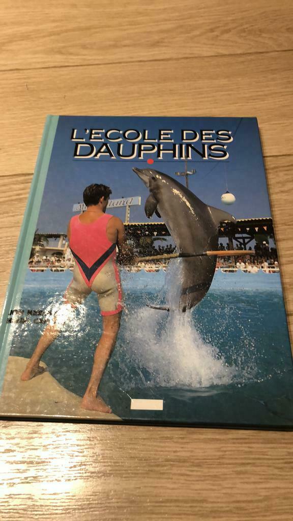 Livre sur l’école des dauphins, Gelezen