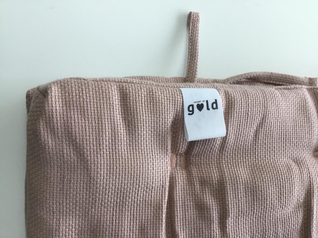 BED/BOX/BUMPER HEART OF GOLD, Kinderen en Baby's, Ophalen of Verzenden, Zo goed als nieuw