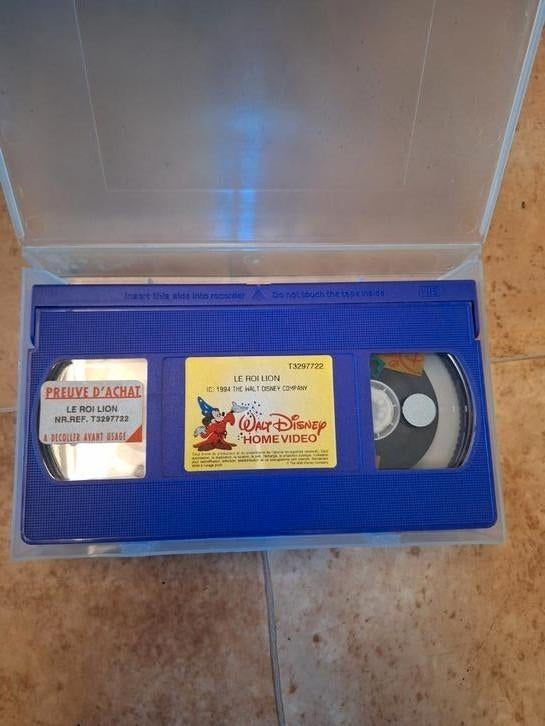 VHS Disney — The Lion King (paarse tape), Ophalen of Verzenden, Zo goed als nieuw