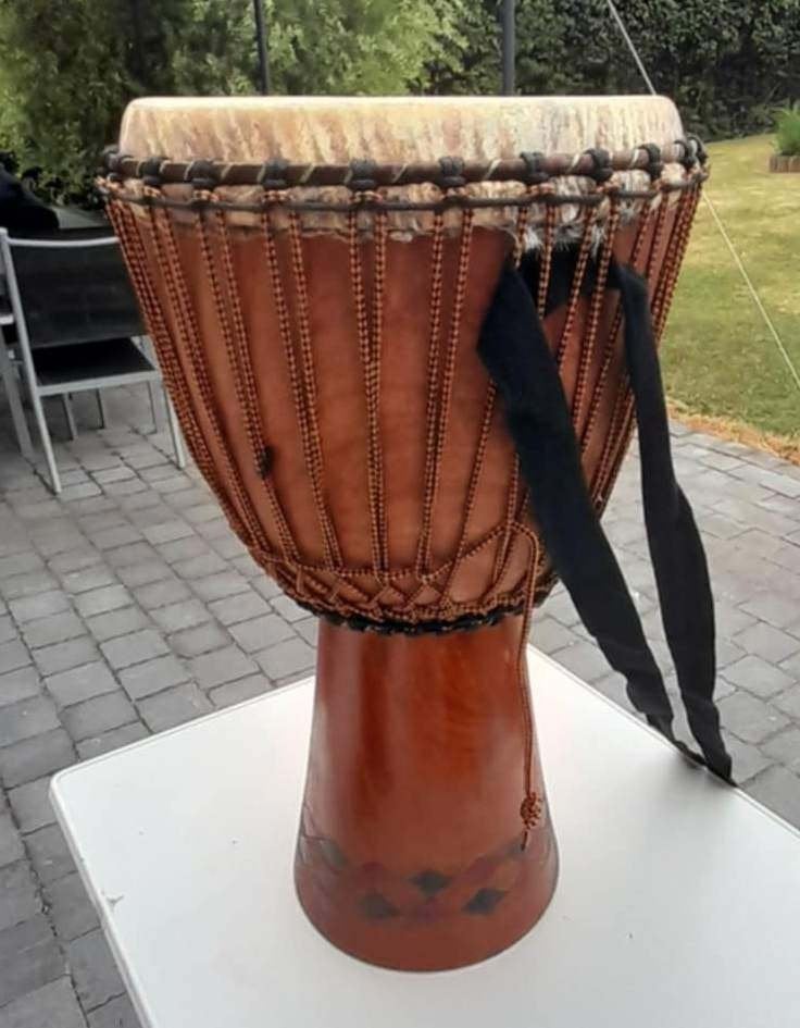 Djembé Kangaba du Mali, Enlèvement, Comme neuf