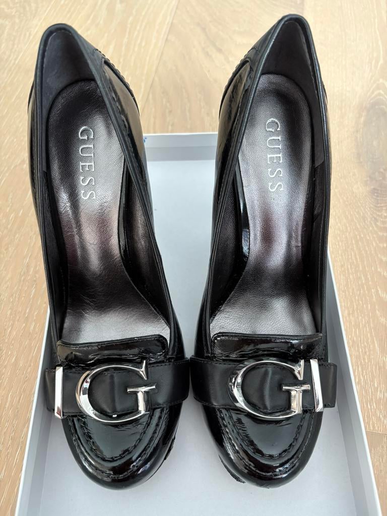 Talons Guess noir vernis, Enlèvement, Porté, Noir