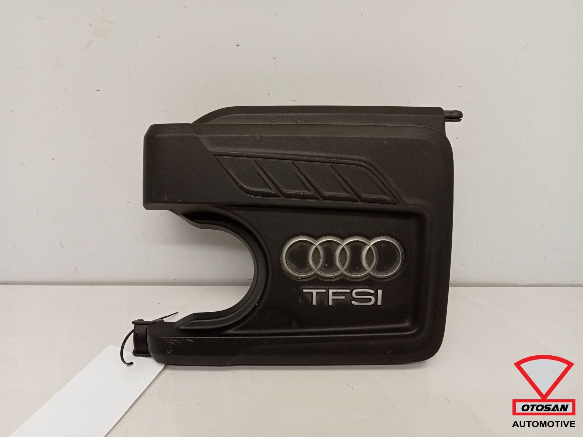 Cache moteur TFSI 04E103925J pour Audi A1 A3 Q3, Autos : Pièces & Accessoires, AUDI AG, Auto-Union-Strasse 1
85045  Ingolstadt, DE
