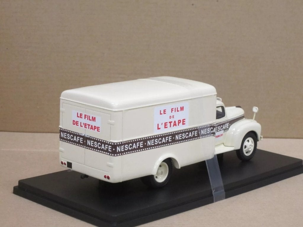 1:43 Perfex 220 Ford Canada Tour de France 1947 Nescafé, Hobby & Loisirs créatifs, Enlèvement ou Envoi, Neuf, Bus ou Camion, Autres marques