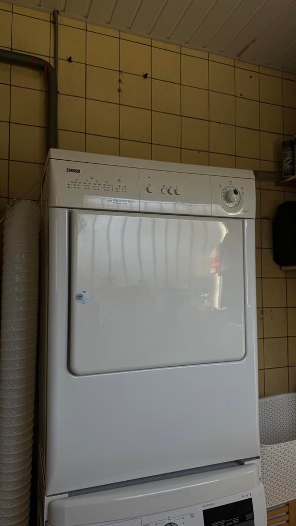 Droogkast / Wasdroger Zanussi, Elektronische apparatuur, Droogkasten, Ophalen, Luchtafvoer
