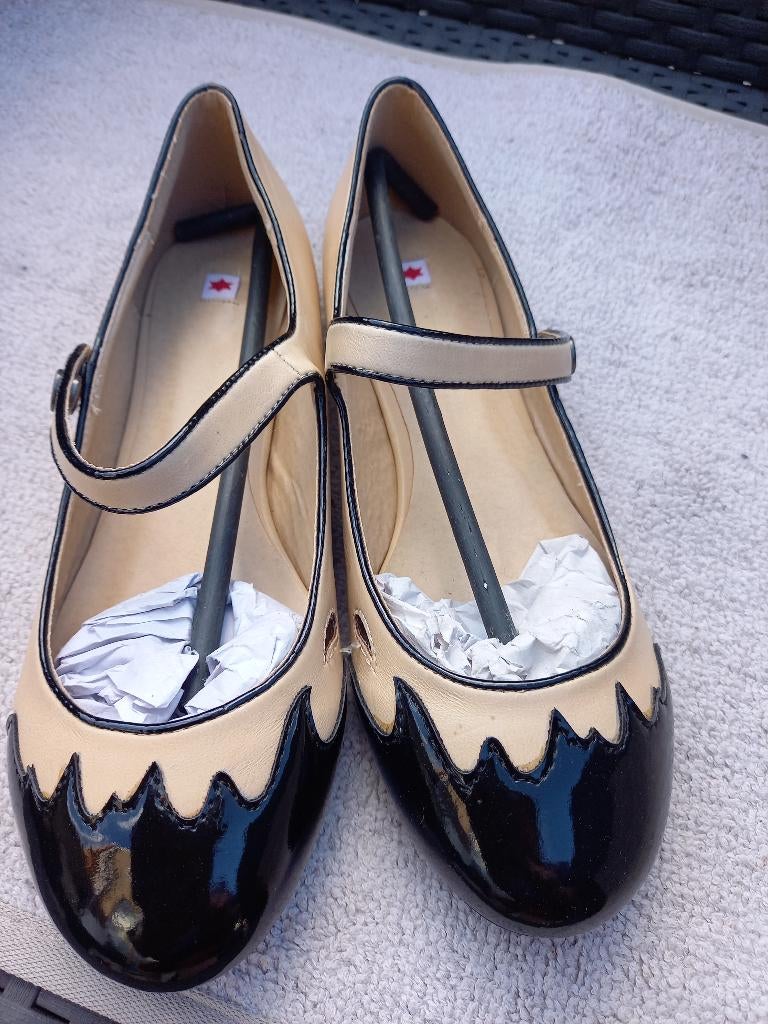 Ballerina, maat 38, splinternieuw, Kleding | Dames, Ophalen, Kling, Beige, Nieuw