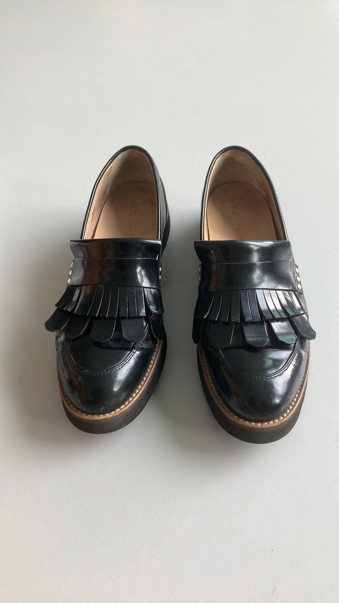 Hogan women’s tassels and fringes loafers, Vêtements | Femmes, Comme neuf, Enlèvement, Sabots, Noir
