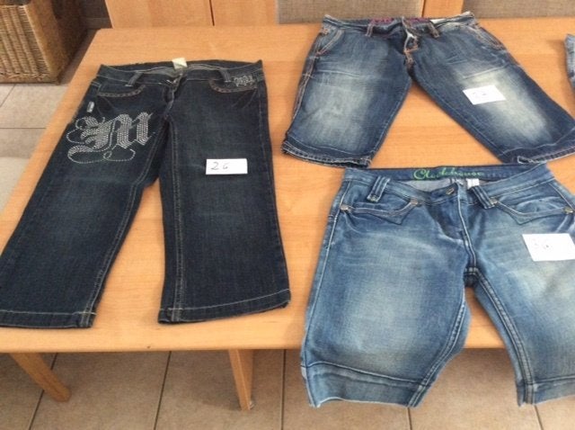 Te koop jeans broeken (driekwart) maat 26/27/32, Kleding | Dames, Blauw, Verschillende, Ophalen of Verzenden, Driekwart
