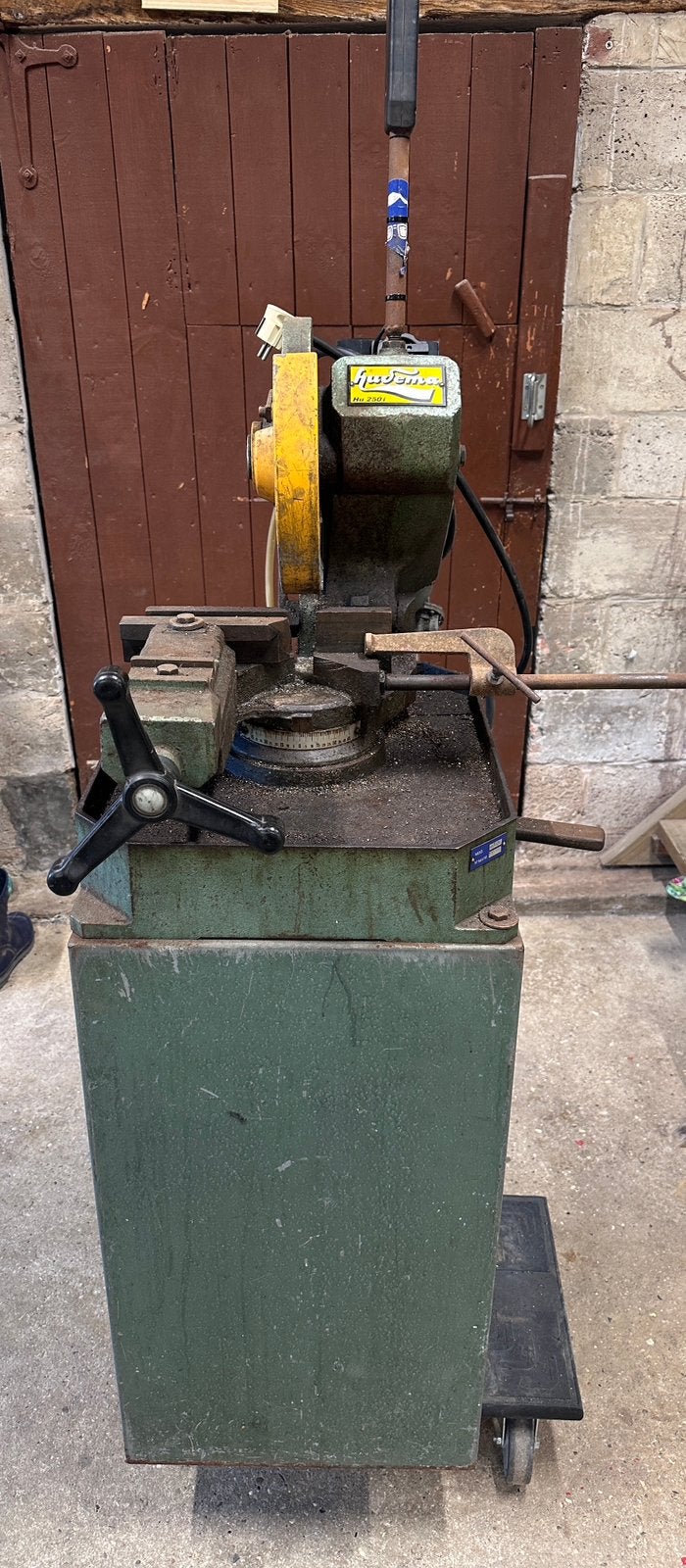 Huvema 250i metaal afkortzaag 230v, Ophalen, Gebruikt, Afkortzaag, 30 tot 70 mm