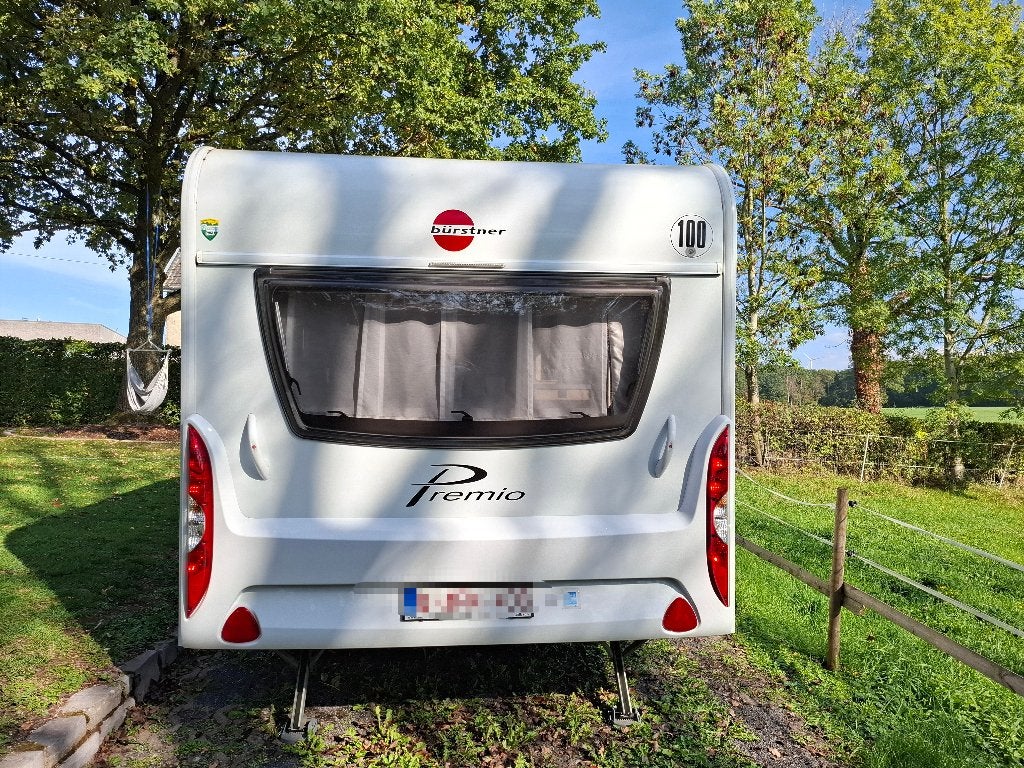 Bürstner Premio 460 TS, Jusqu'à 4, Bürstner, Lit fixe, 7 à 8 mètres