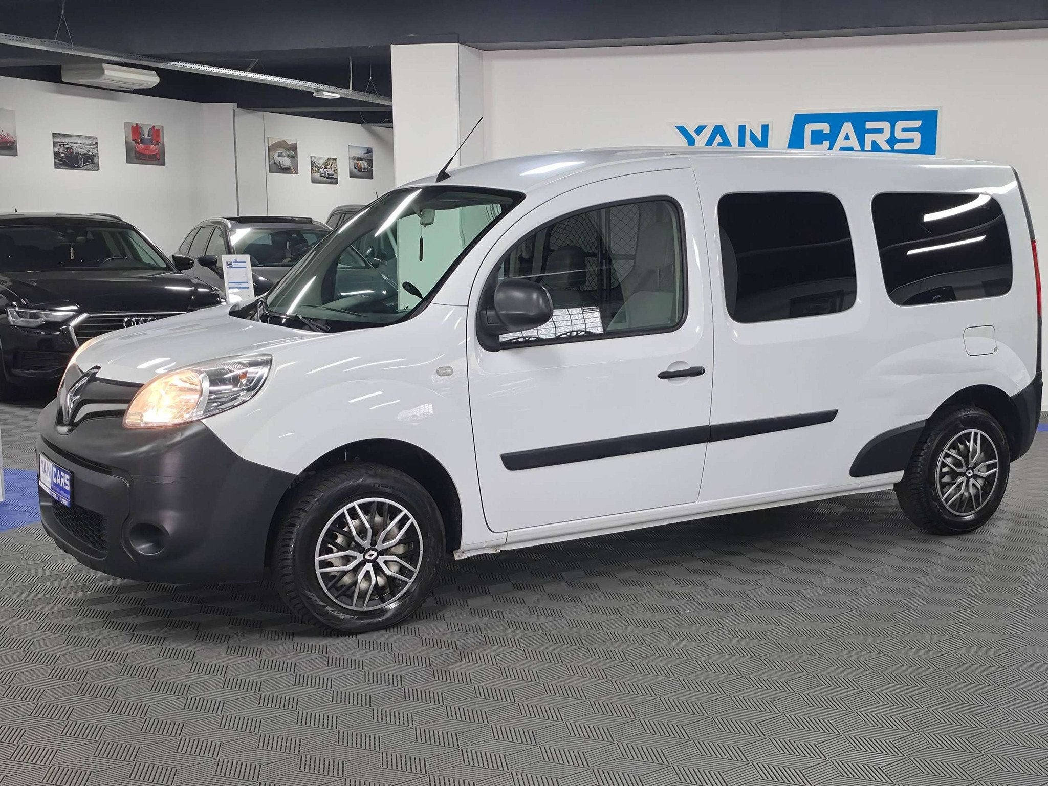 Renault Kangoo MAXI 1.5 dCi 95 • 34 000 KM • DISTRIBUTIO, Autos, Achat, Entreprise, 2 places, 1481 kg