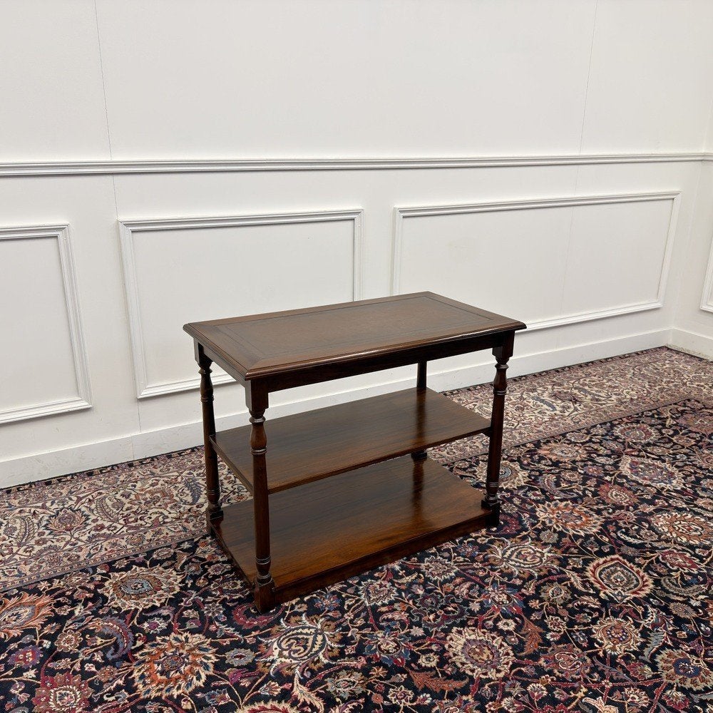Klassiek Engelse Chesterfield Sidetable, Antiek en Kunst, Ophalen