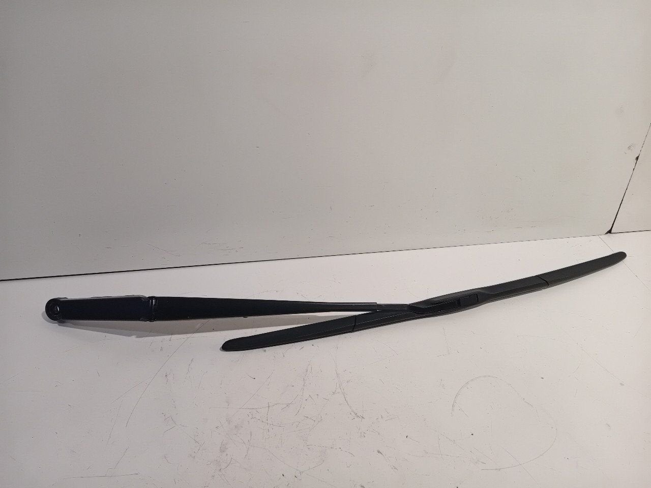 Ruitenwisserarm links voor Lexus ES, Onderdelen@venauto.nl, Van der Ven Autorecycling B.V., Gebruikt, Ettenseweg 76, 4706 PB Roosendaal, The Netherlands
