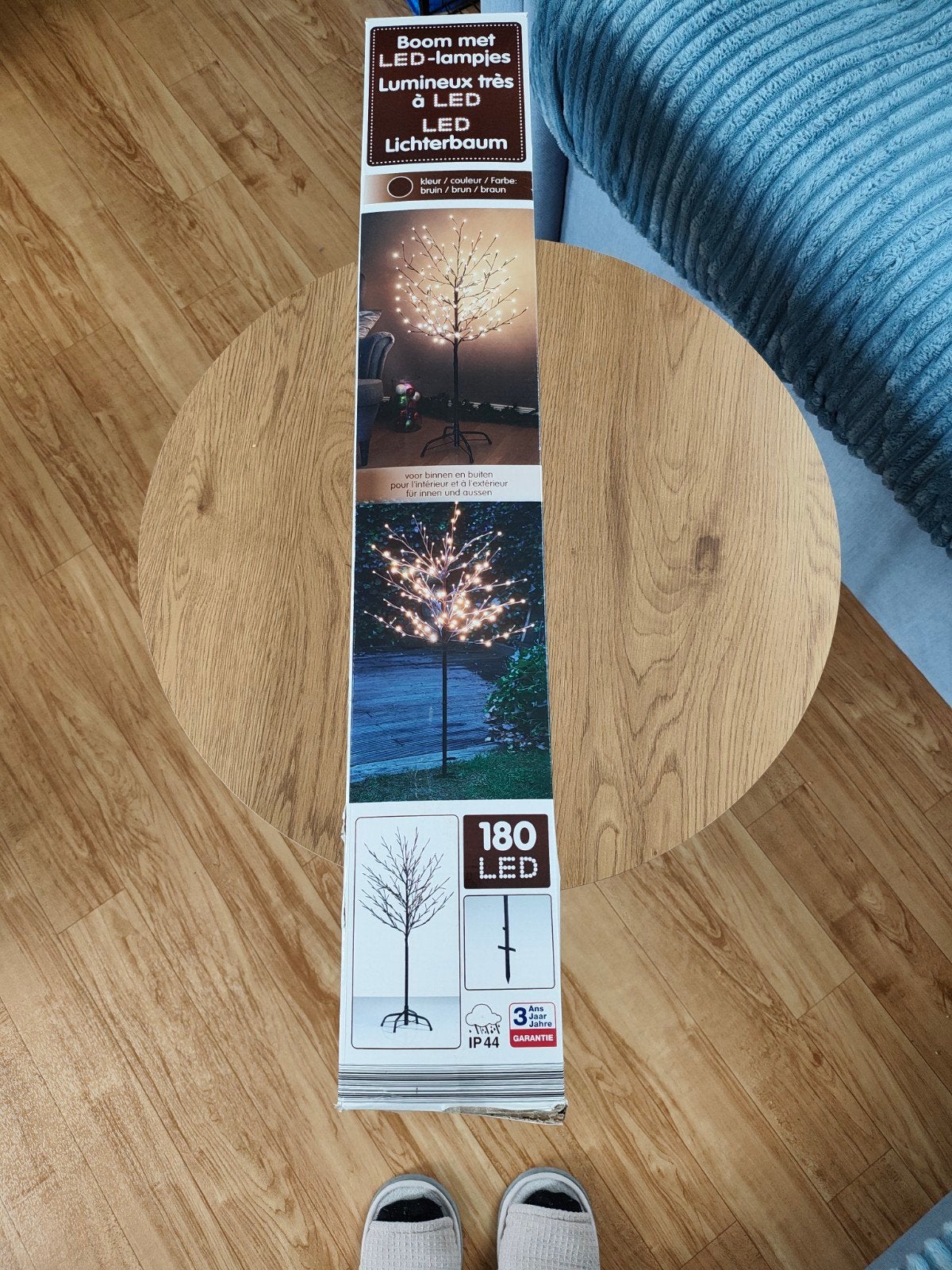 Boom met LED lampjes, Enlèvement