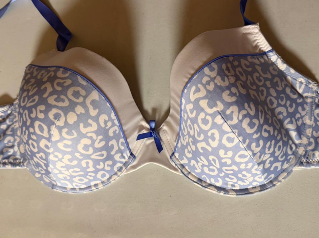 Joli soutien-gorge en parfait état (95 cup E), Enlèvement, Soutien-gorge