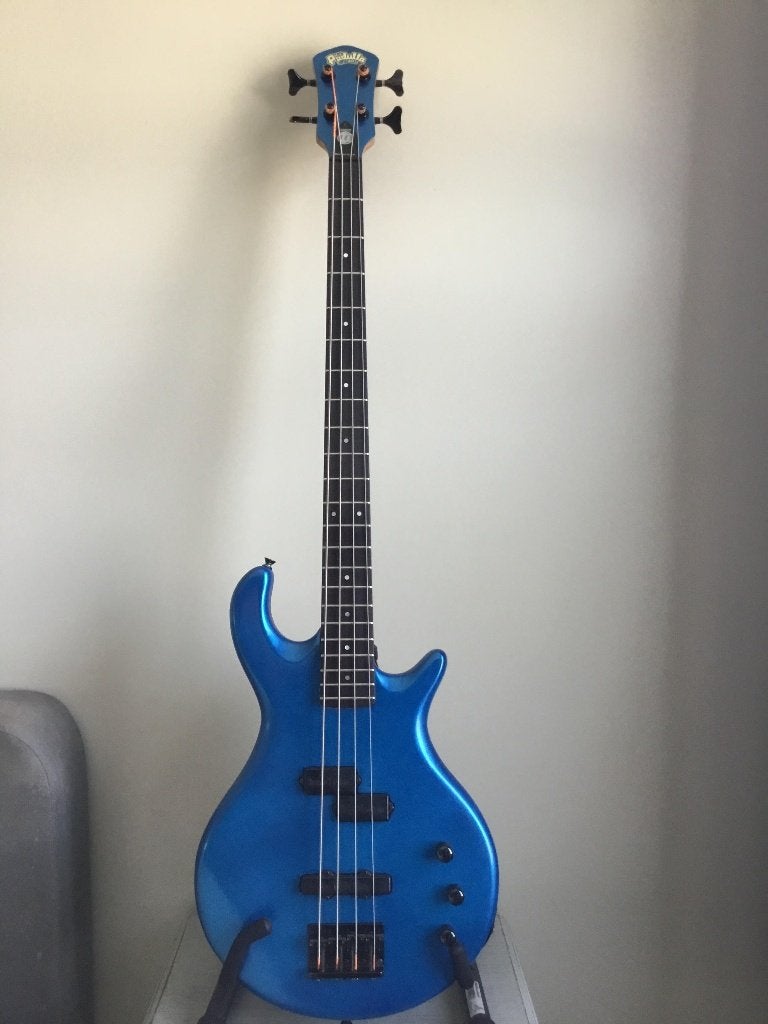 PEDULLA BASS SPARKLING BLUE  4 STINGS, Musique & Instruments, Enlèvement ou Envoi, Comme neuf, Électrique