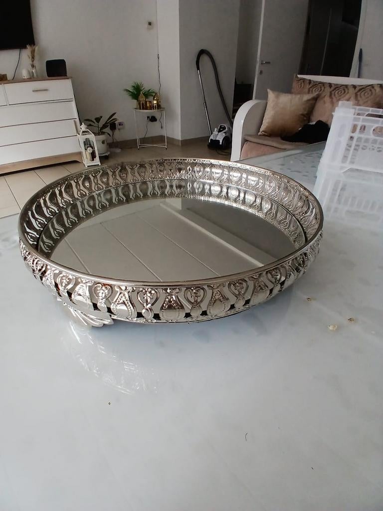 2 serveerschalen, Ophalen, Gebruikt, Rond, Metaal