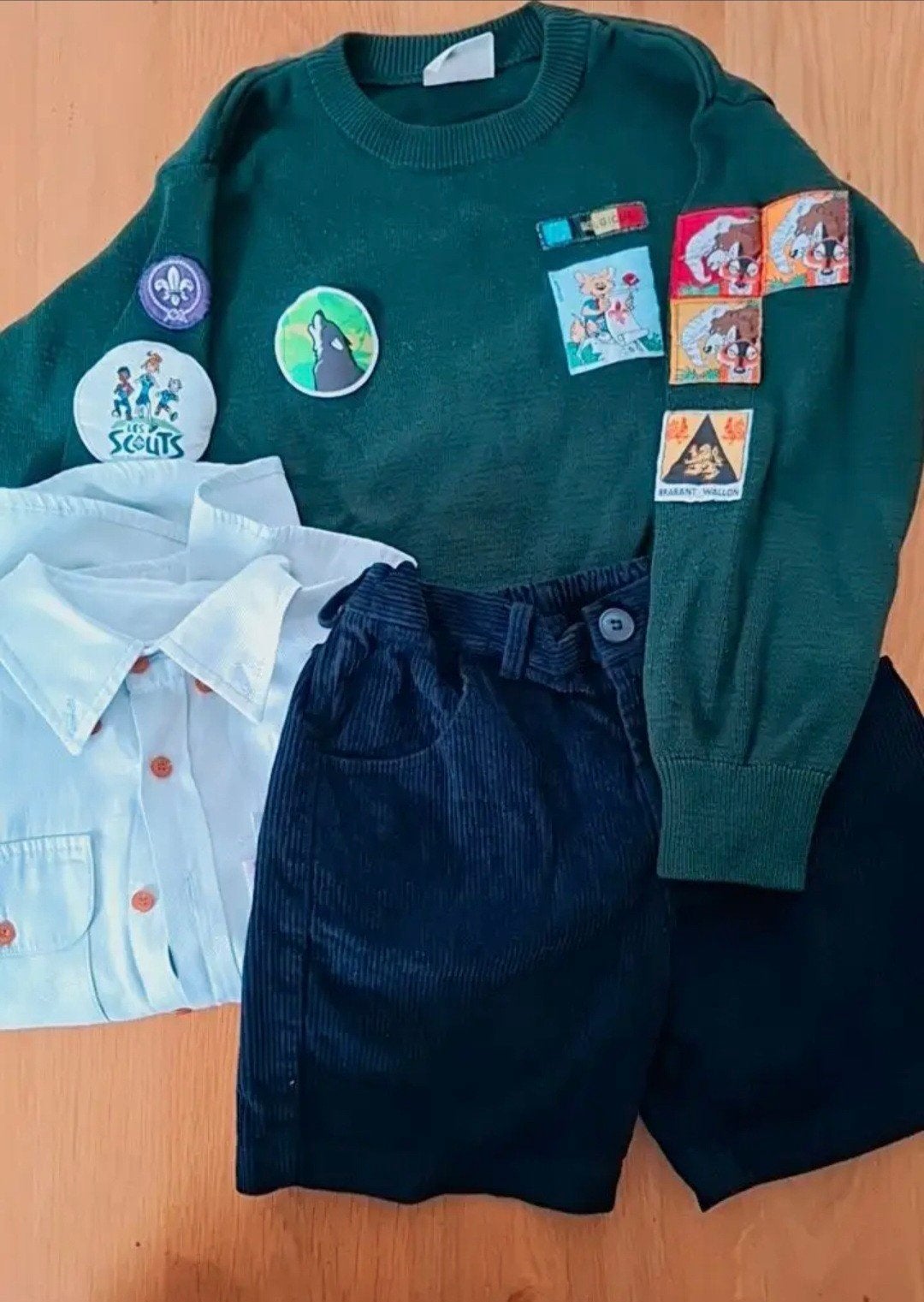 uniforme louveteaux complet, Enfants & Bébés, Enlèvement