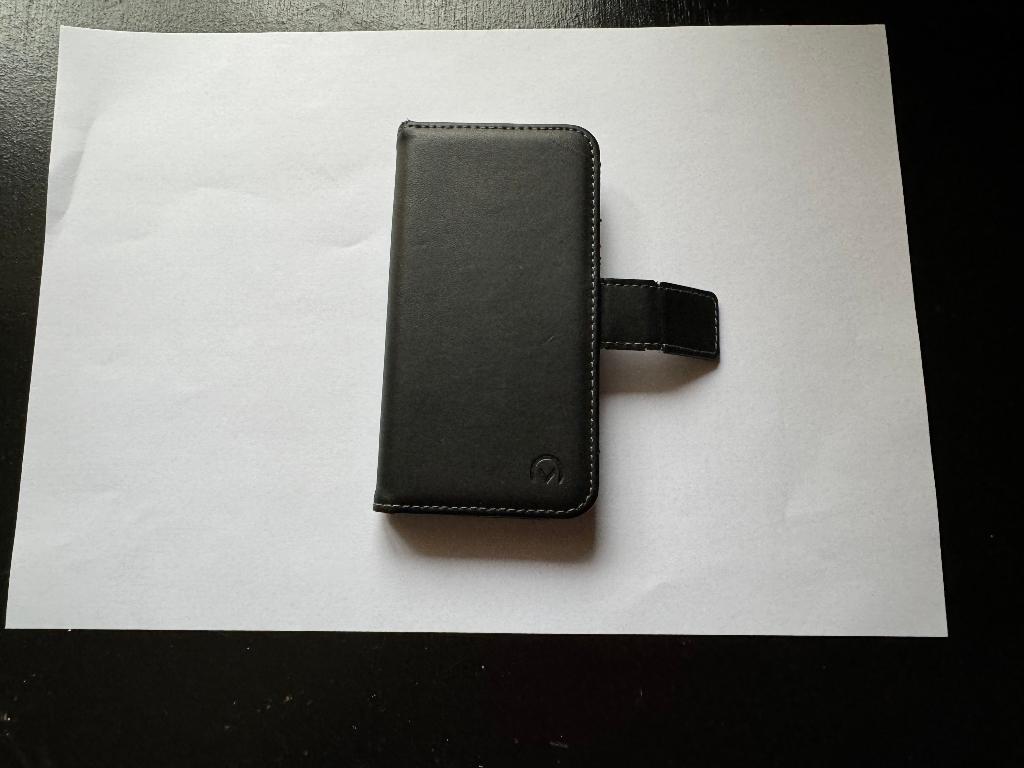 Hoesje voor I Phone 5 Se - als nieuw in excellent kunstleer, Zwart, Hoesje of Tasje, Ophalen of Verzenden, Zo goed als nieuw