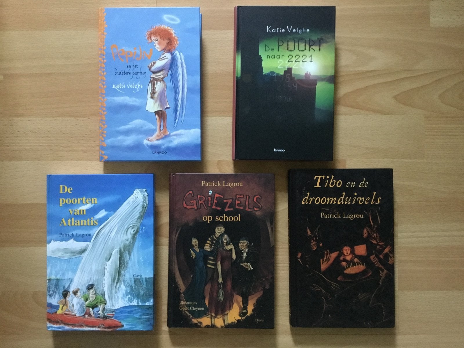 Boeken jeugd Katie Velghe en Lagrou, Boeken, Ophalen of Verzenden, Zo goed als nieuw