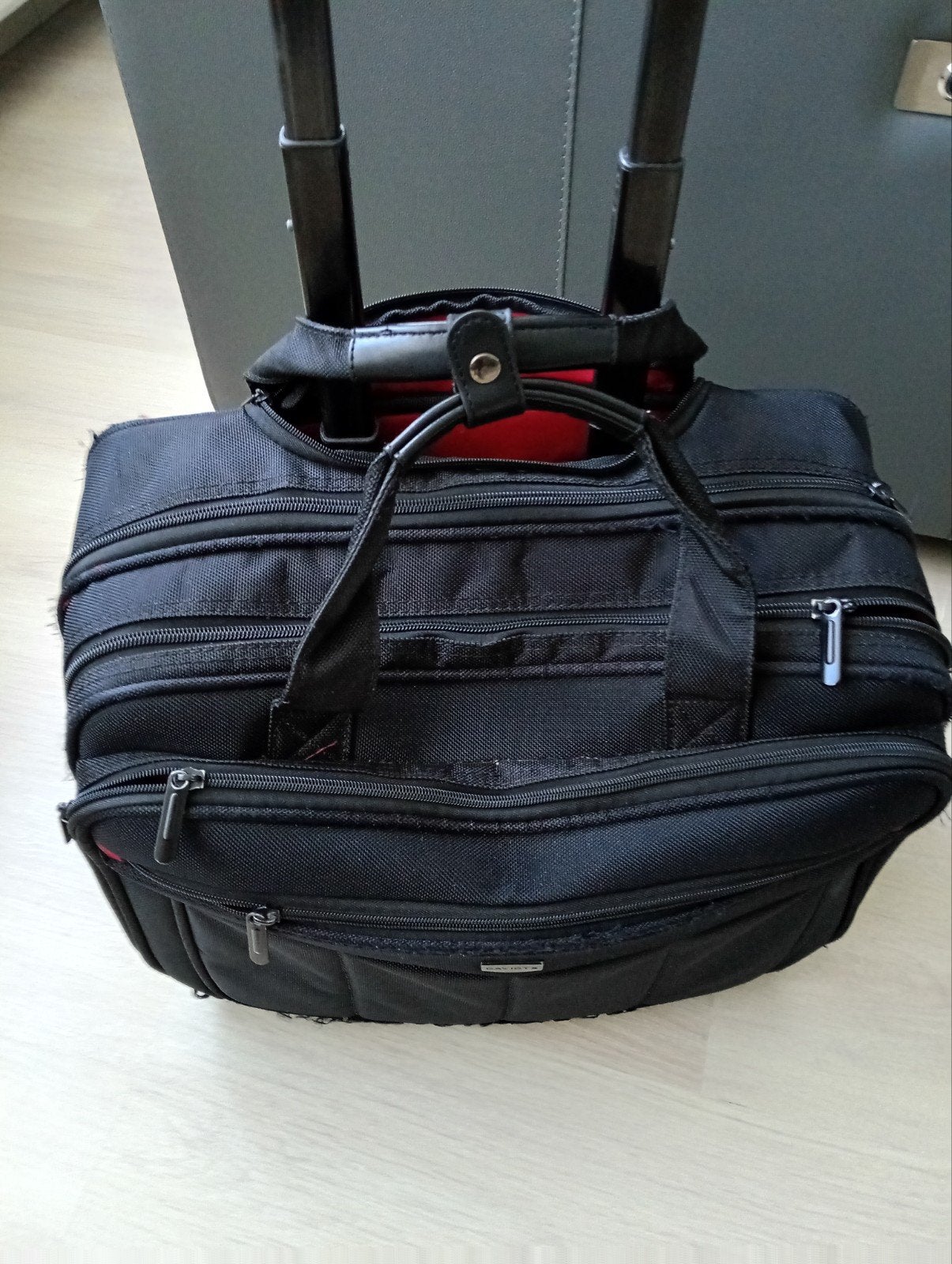 DAVID'S TROLLEY VOOR HET VERVOEREN VAN PC'S OF VOOR OP REIS, Ophalen