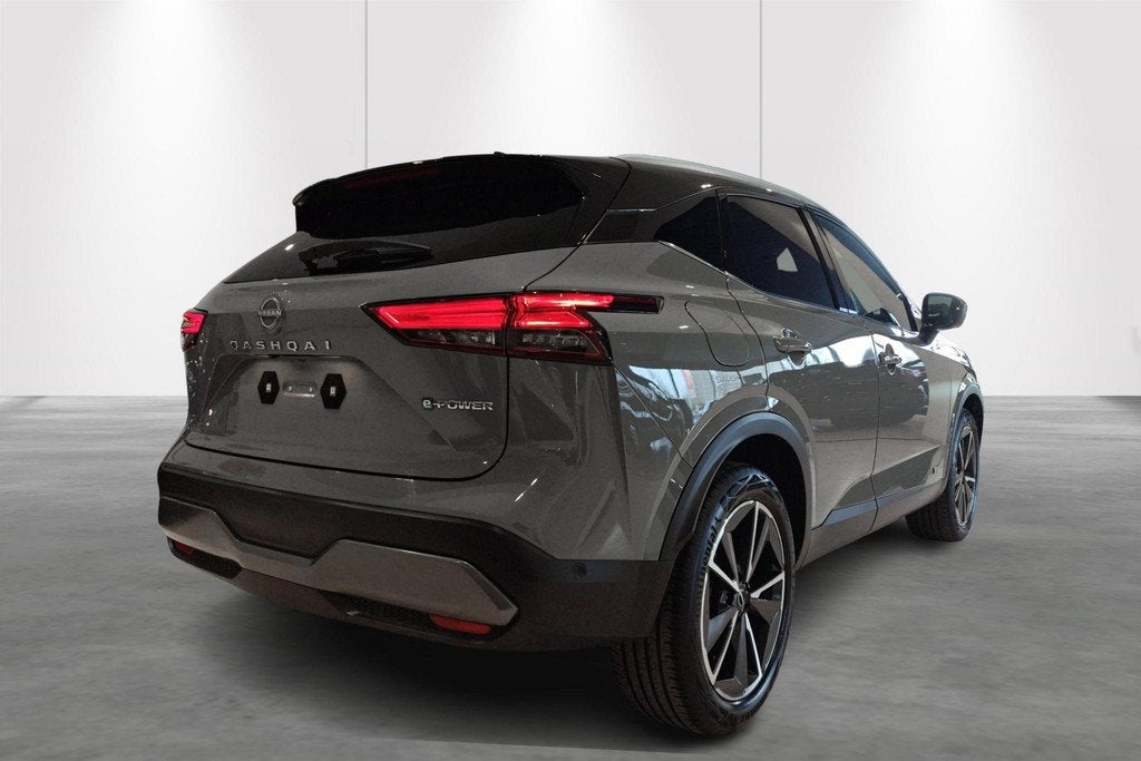 Nissan Qashqai e-POWER Tekna + Design Pack + Cold Pack - inc, Auto's, Nissan, Stof, Gebruikt, 2 kWh, 5 zetels