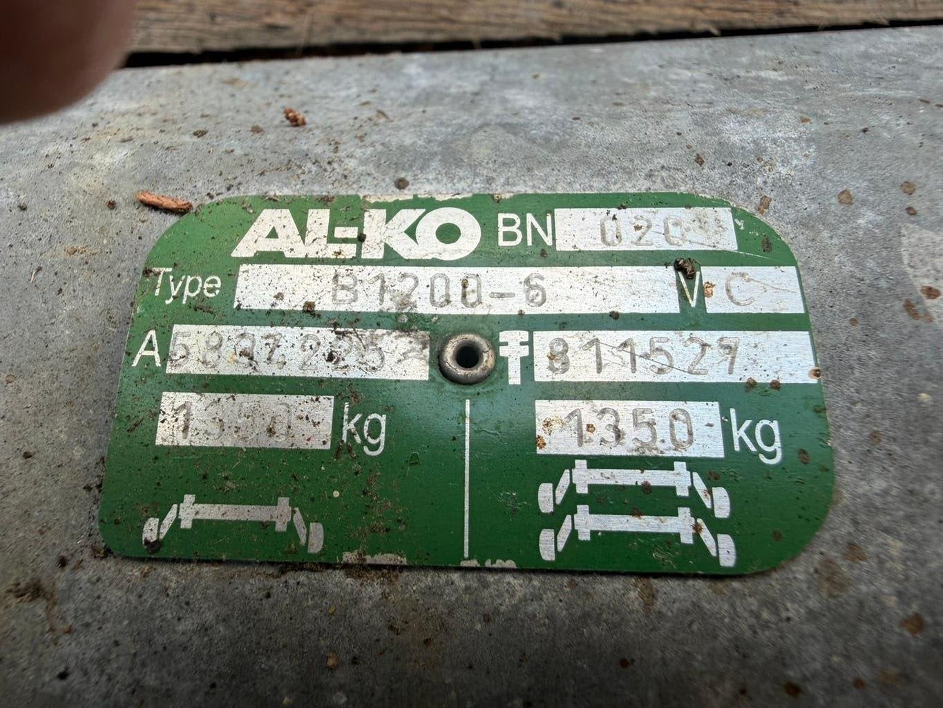AL-KO assen 1350 kg lengte 1600 mm zonder pad, Doe-het-zelf en Bouw, Motoren, Ophalen, Gebruikt