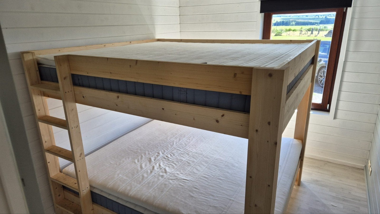 stevig duo stapelbed, dit met 2 zeer goede matrassen., Ophalen, Tweepersoons, Zo goed als nieuw, 180 cm