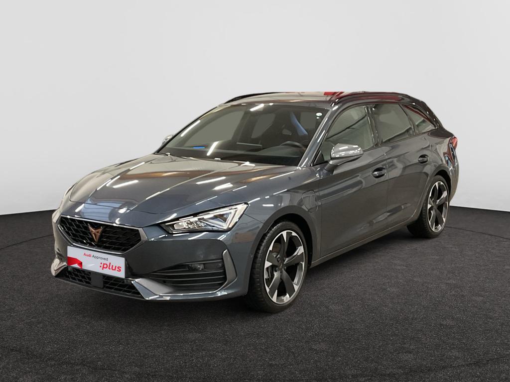 Cupra Leon ST e-Hybrid (PHEV) Leon ST e-Hybrid 1.4 DSG (150, Autos, Autos Autre, ABS, Airbags, Air conditionné, Ordinateur de bord