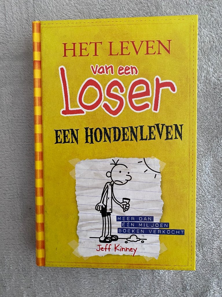 Het Leven van een Loser: Een Hondenleven, Boeken, Jeff Kinney, Ophalen of Verzenden, Zo goed als nieuw, Fictie