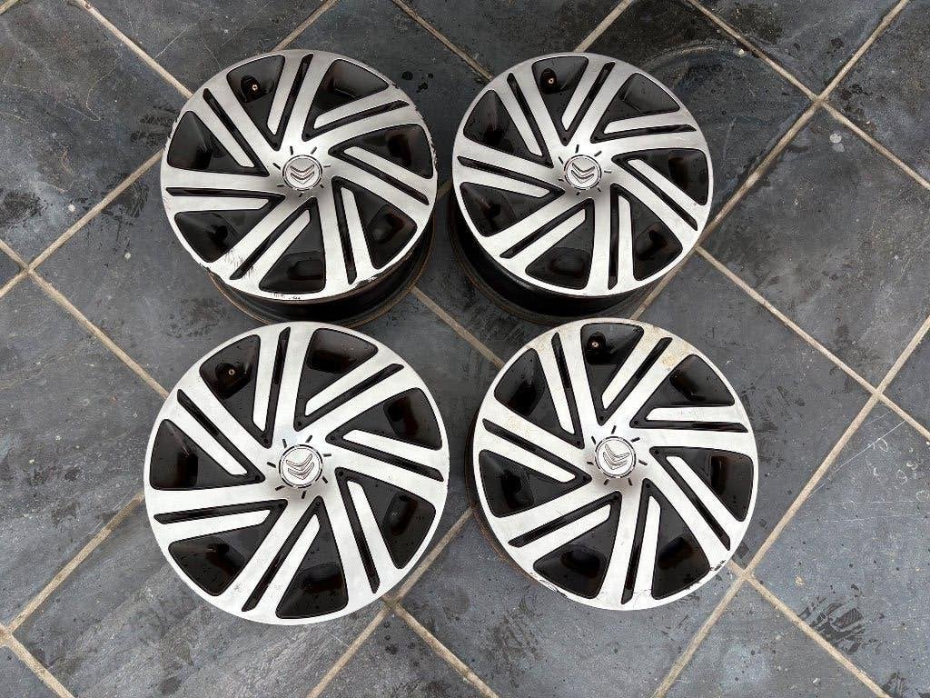 4 Jantes Citroen Xsara 15 pouces / Peugeot + Enjoliveurs, Enlèvement, 15 pouces, Jante(s)