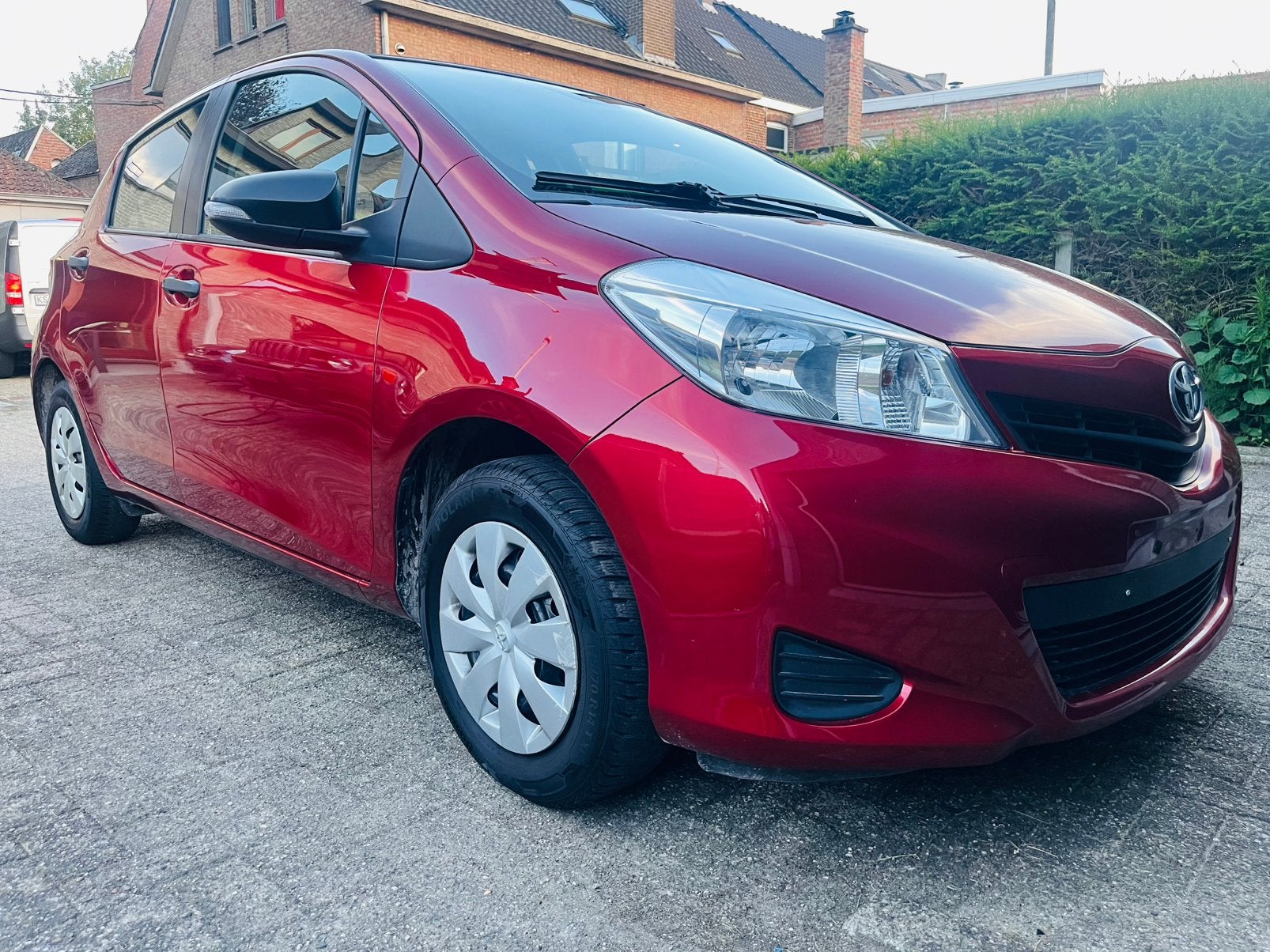 Toyota yaris•74 000 km•car-pass•garantie• 5 deurs, Autos, Euro 5, Achat, 998 cm³, Entreprise