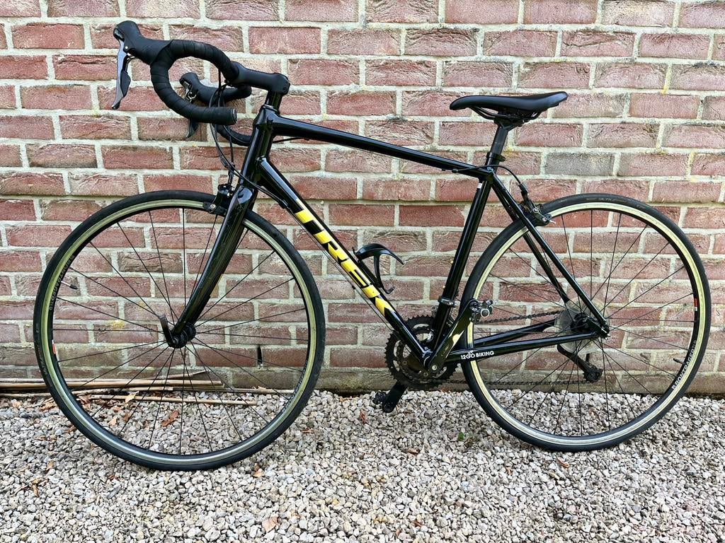 Trek Domane 2 (56 cm), Fietsen en Brommers, 28 inch, Gebruikt, Velgrem, 15 tot 20 versnellingen