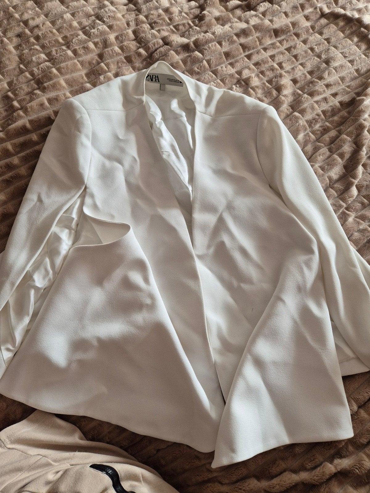 Blazer / Veste cape Zara blanche – Élégante – Taille XL, Kleding | Dames, Jasjes, Kostuums en Pakken, Wit, Ophalen of Verzenden