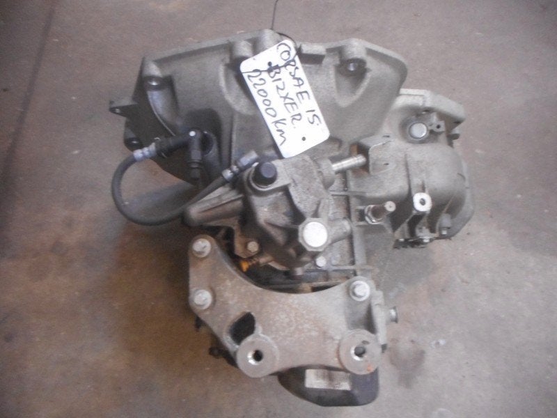 BOITE DE VITESSES MANUELLE Opel Corsa E (s-394), Autos : Pièces & Accessoires, Opel, Opel Automobile GmbH, Utilisé, Kontakt-opel@opel.com
