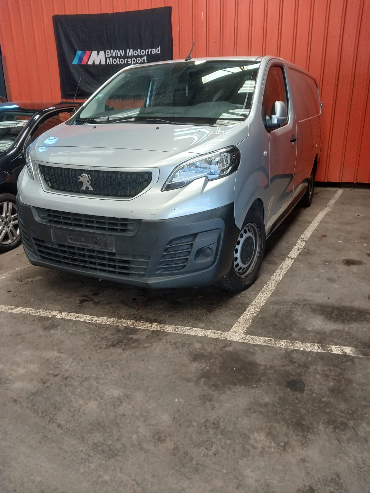 Peugeot expert 2019 2.0 hdi 120 ne demarre pas 200000kms