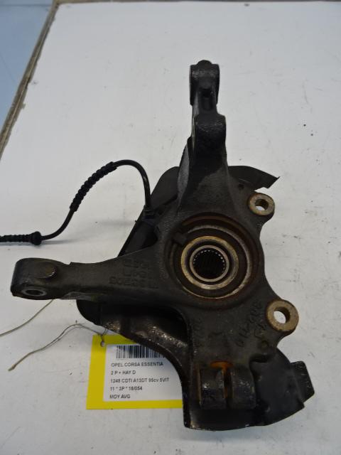 WIELNAAF LINKS VOOR Opel Corsa D (01-2006/12-2014), Gebruikt, Opel