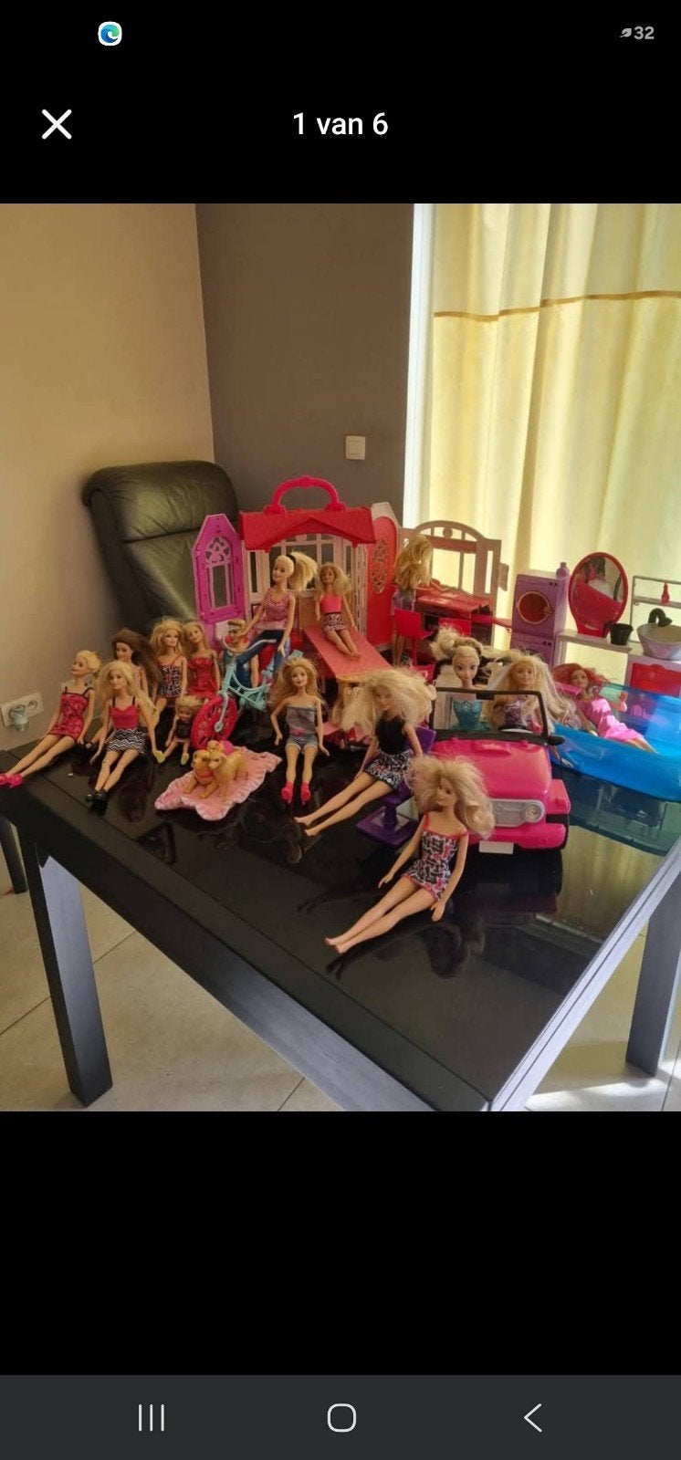 Babie maibu strandhui + auto  + accesoires .& 10+ poppen, Ophalen, Barbie